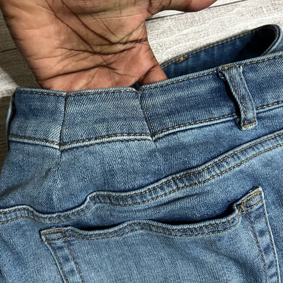 Paint Plastered Jeans - Picture 6 of 7